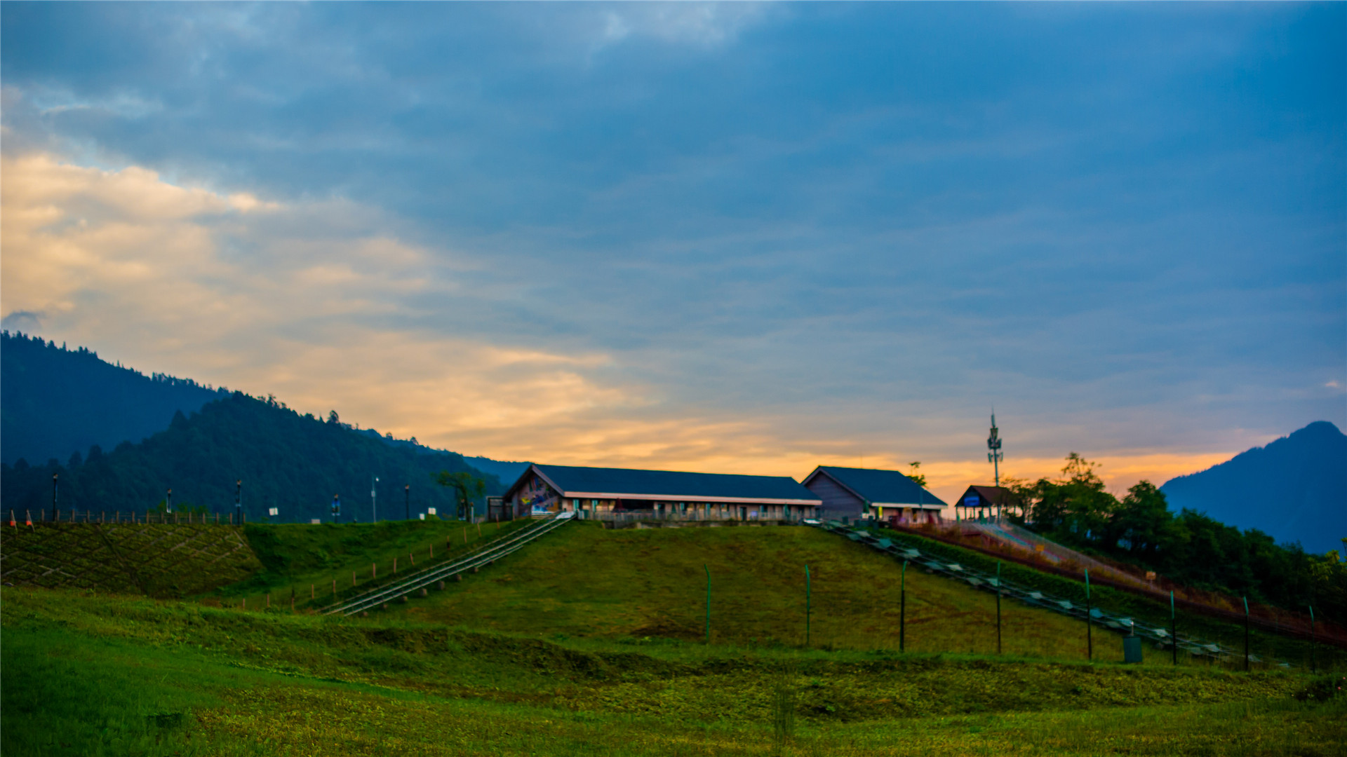 别把耿直当理由。